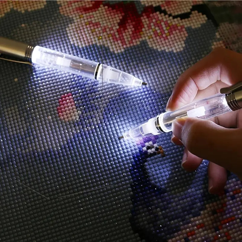Embroidery X Stitch - Penna LED per Diamond Painting, 1