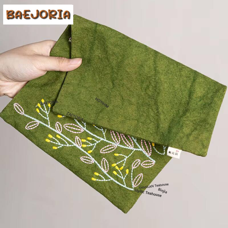 Embroidery Cloth - Tovagliolo da tè in tela ricamato