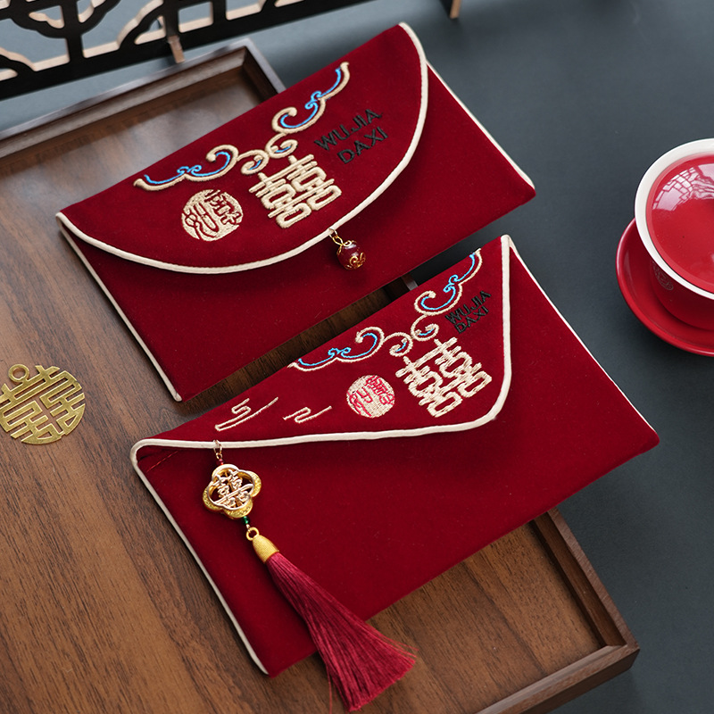 1 Pezzo Busta Rossa da Matrimo - Embroidery Cloth recensione e prezzo