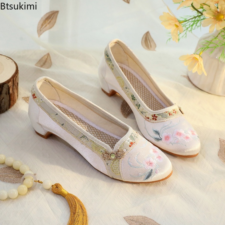 Nuove Scarpe da Donna 2026 Sti - Embroidery Cloth recensione e prezzo