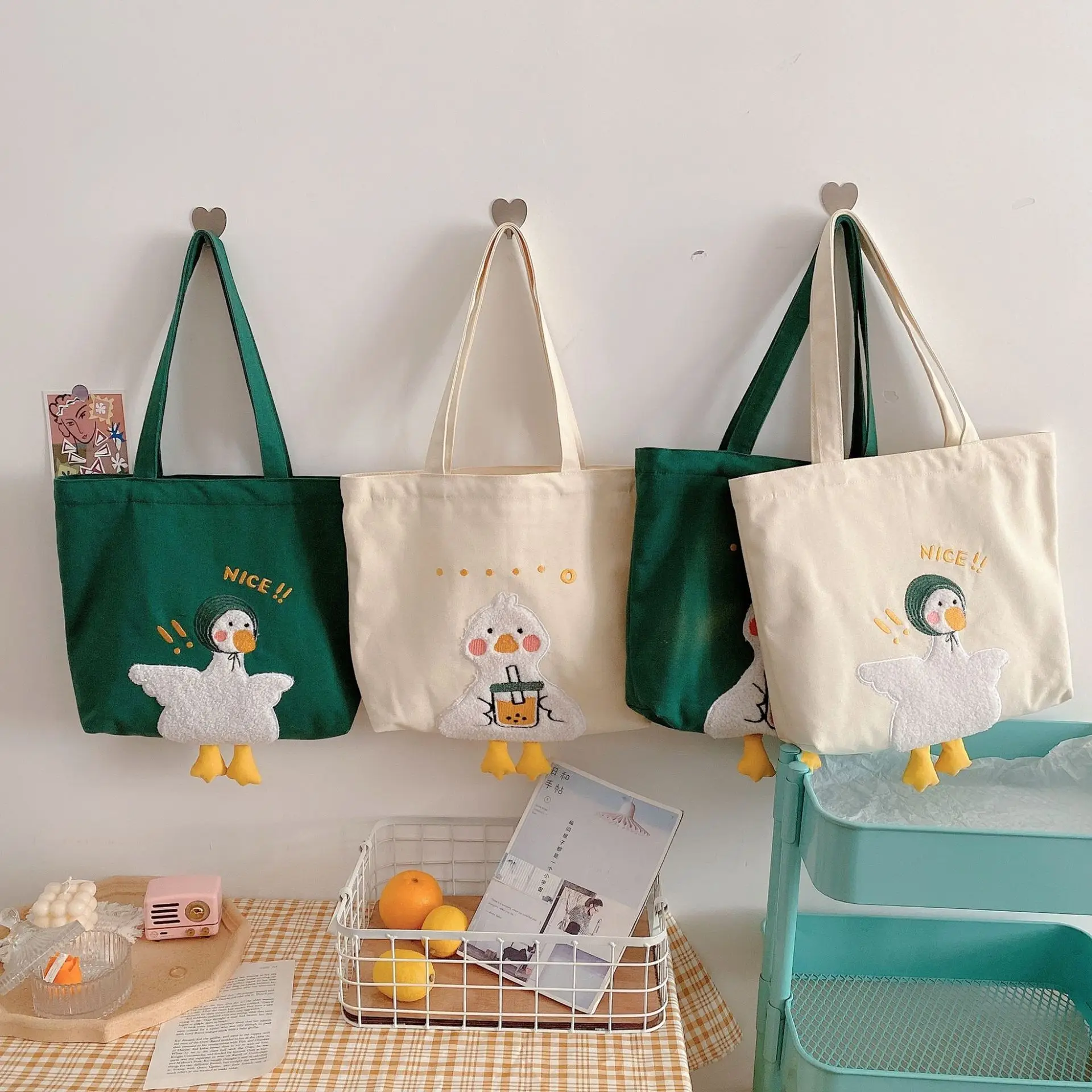 Borsa a tracolla in tela da do - Embroidery Design Love recensione e prezzo
