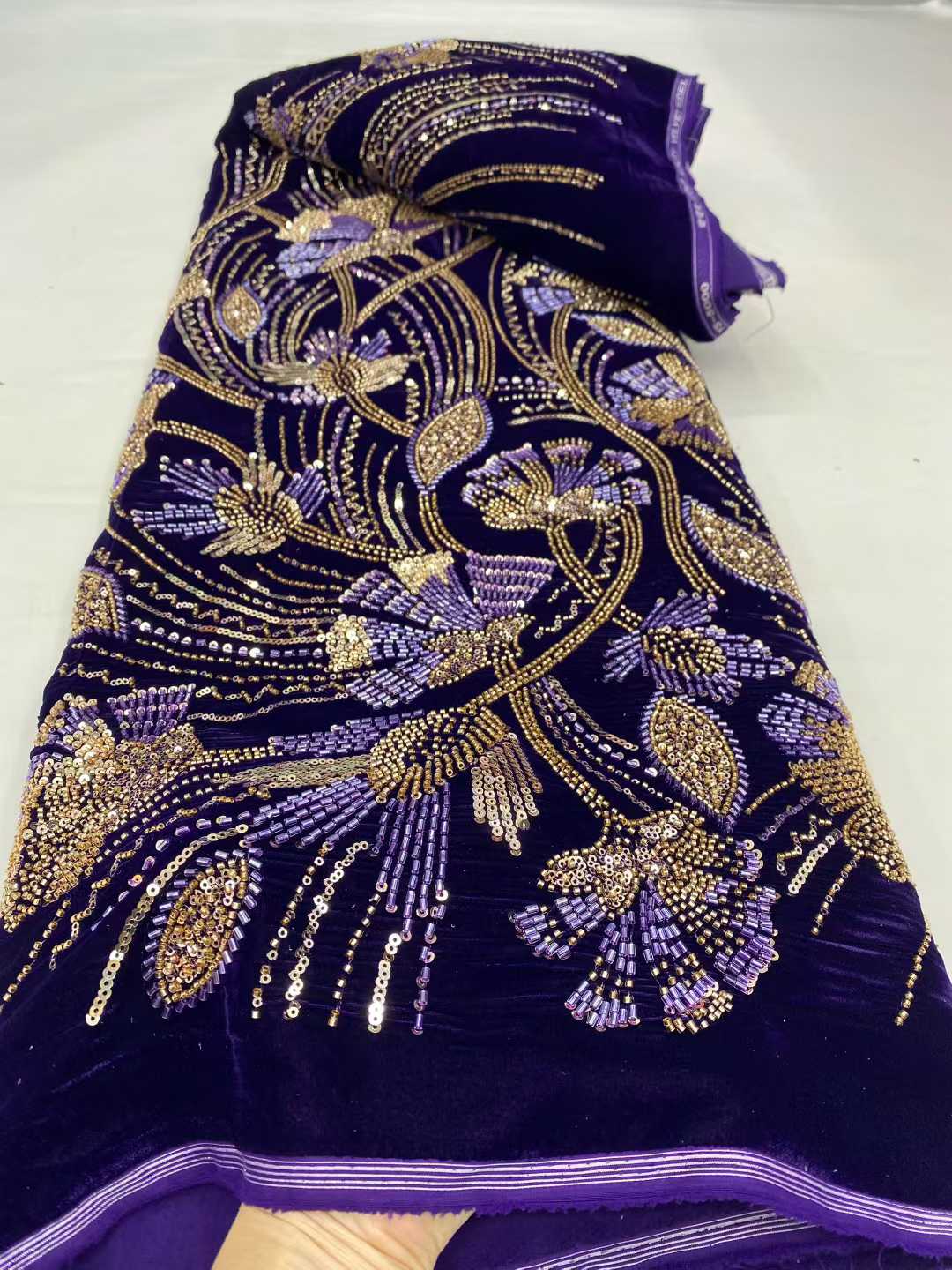 Nuovi Arrivi 2026: Tessuti in  - Velvet Fabric Embroidery recensione e prezzo