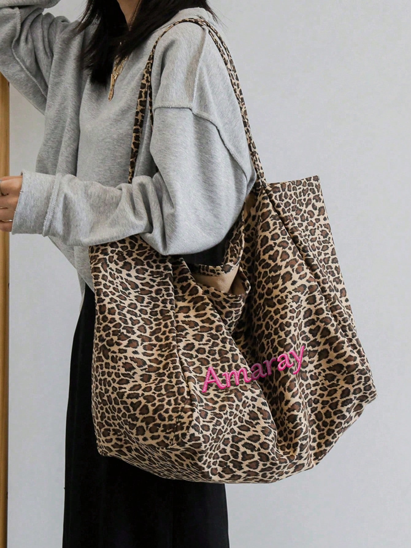 Borsa tote con stampa leoparda - Embroidery Names recensione e prezzo