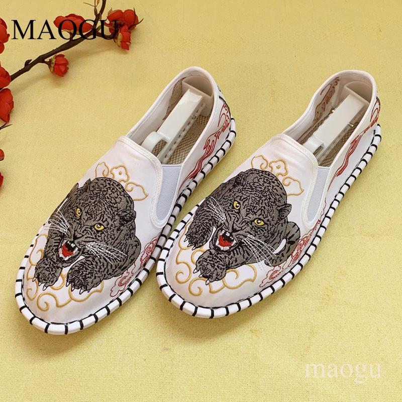 Scarpe Unisex in Stile Cinese  - Embroidery Stitches recensione e prezzo