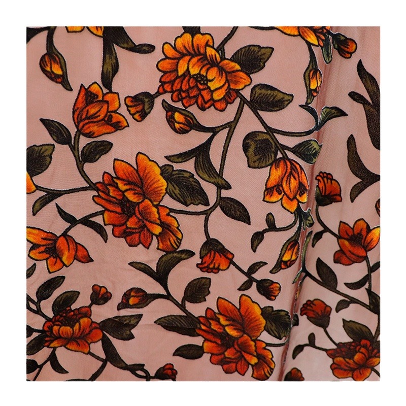 Tessuto in Velluto Broccato In - Velvet Fabric Embroidery recensione e prezzo